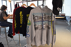 MG2 - HOLIDAY MARKET